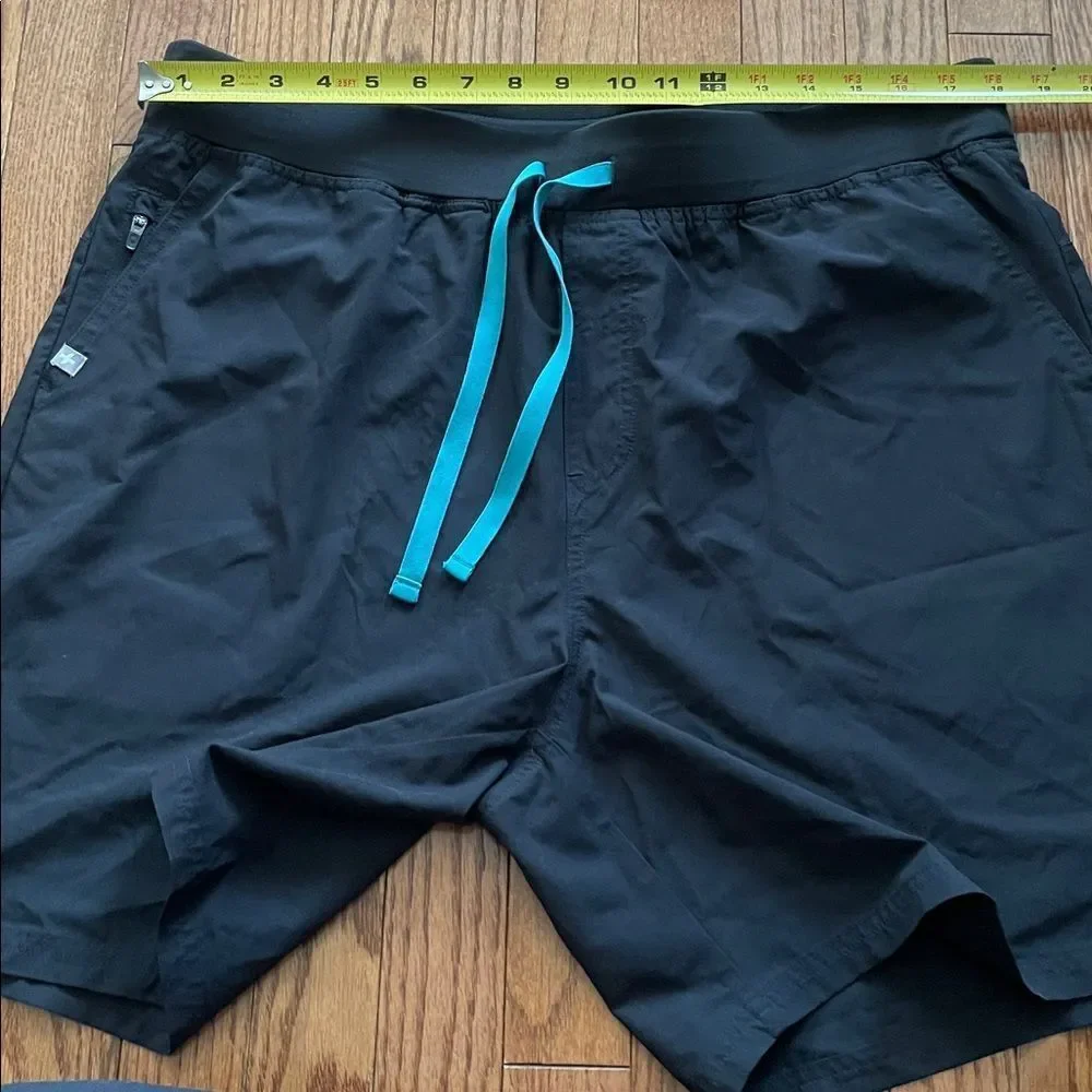 Figs Black Scrub Shorts Sz XL